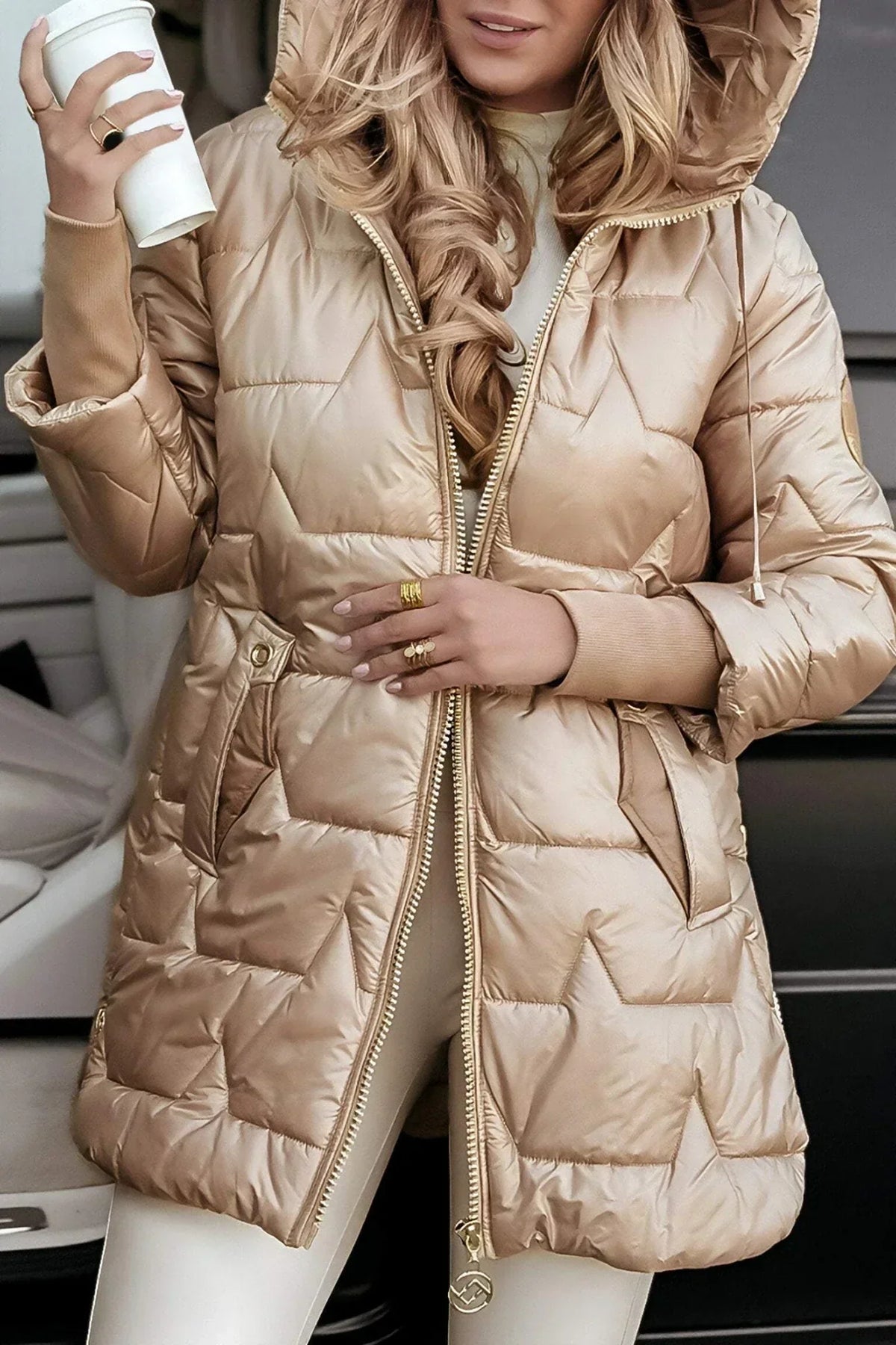 Lindsey™ | Elegant Padded Winter Coat with Hood