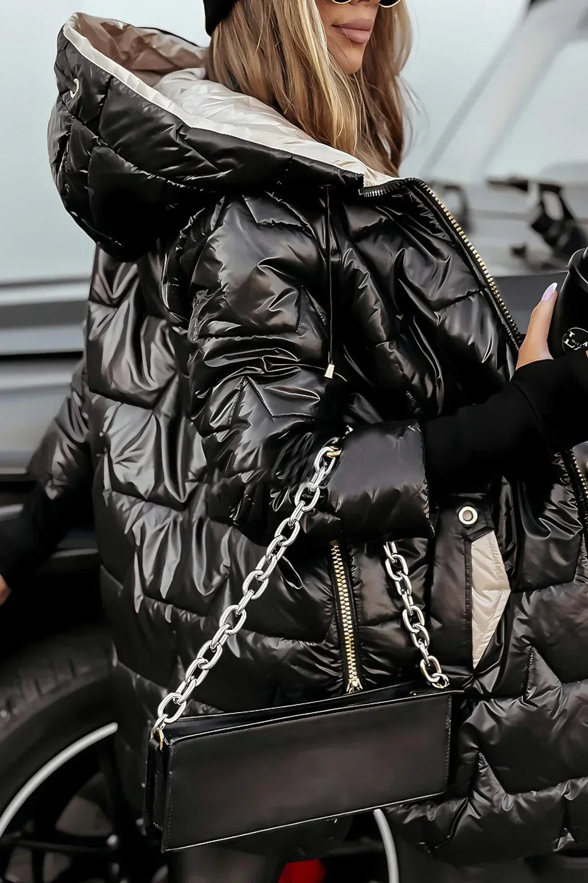 Lindsey™ | Elegant Padded Winter Coat with Hood